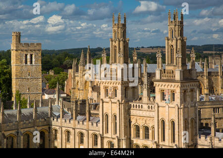 Am All Souls College und die vielen Türme der Universität Oxford, Oxfordshire, England Stockfoto