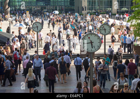 Abends Rush Hour - Canary Wharf - London Stockfoto