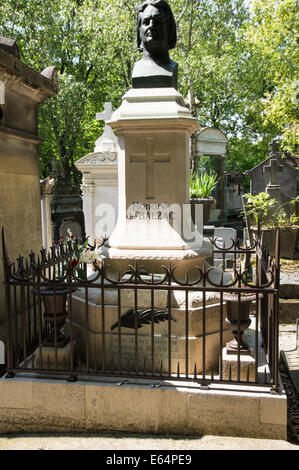 Grab des Schriftstellers Schriftstellers Honore de Balzac in Pere Lachaise Friedhof Paris, Frankreich Stockfoto