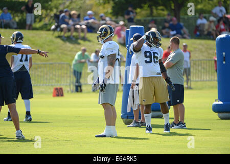 Earth City, Missouri, USA. 14. August 2014. St. Louis Rams defensive end Michael Sam (96) während nachmittags Praxis im Russell-Ausbildungszentrum in Earth City, Missouri. Bildnachweis: Gino's Premium Bilder/Alamy Live-Nachrichten Stockfoto