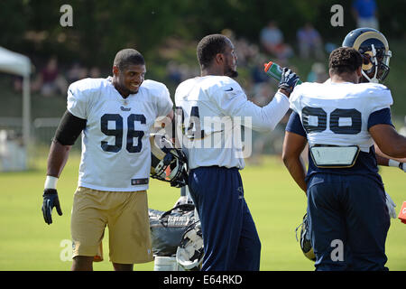 Earth City, Missouri, USA. 14. August 2014. St. Louis Rams defensive end Michael Sam (96) während nachmittags Praxis im Russell-Ausbildungszentrum in Earth City, Missouri. Bildnachweis: Gino's Premium Bilder/Alamy Live-Nachrichten Stockfoto