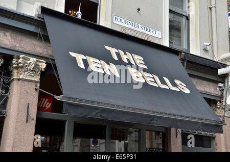 Die zehn Glocken Kneipe in Shoreditch, London, UK. Stockfoto