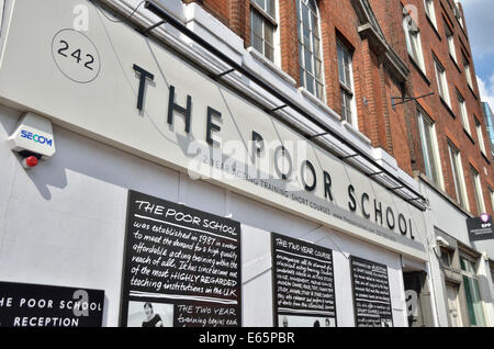 Die Armen Schule Schauspielschule in Pentonville Road, King Cross, London, UK. Stockfoto