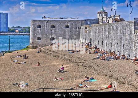 Portsmouth Harbour Hampshire England ist ein großer Naturhafen in Hampshire Stockfoto