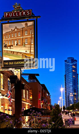 Portsmouth Harbour Hampshire England ist ein großer Naturhafen in Hampshire Stockfoto