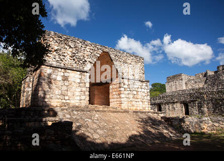 Den Bogen am Ek Balam, Yucatan, Mexiko. Stockfoto