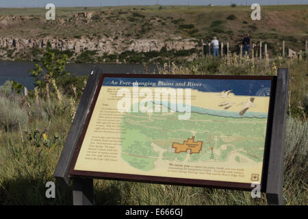 Schild mit Karte bei der Lewis and Clark National Historic Trail Interpretive Center, Great Falls, Mt. Stockfoto