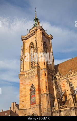 Abendlicht an der Kathedrale von St. Martin in Colmar, Frankreich Stockfoto