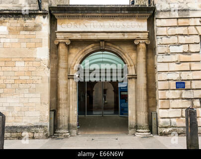 Corinium Museum, Park Street, Cirencester, Cotswolds, Gloucestershire, England, UK. Exponate vor allem aus der römischen Stadt Corinium Dobunnorum. Stockfoto