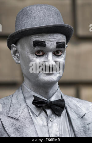 Streetart-Künstler auf dem Edinburgh Fringe Festival. Stockfoto