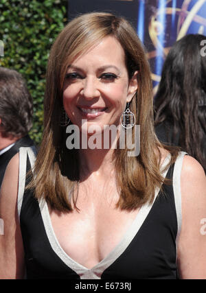 Los Angeles, Kalifornien, USA. 16. August 2014. Allison Janney Teilnahme an 2014 Creative Arts Emmy Awards - Ankünfte statt im Nokia Theatre in Los Angeles, Kalifornien am 16. August 2014. 2014-Credit: D. Long/Globe Fotos/ZUMA Draht/Alamy Live-Nachrichten Stockfoto