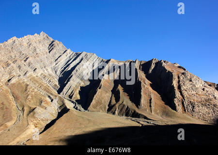 Geologische Schichten im Pin-Tal Stockfoto