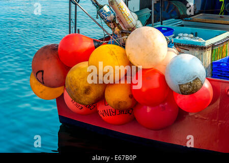 Bunten Wagen auf Fischerboot, Hafen von Eden Eden South Coast von NSW, Australia Stockfoto