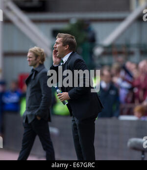 Edinburgh, Schottland. 17. August 2014. Hibs Manager Alan Stubbs während der schottischen Meisterschaftsspiel zwischen Herz und Hibs aus Tynecastle Stadium. Bildnachweis: Aktion Plus Sport/Alamy Live-Nachrichten Stockfoto