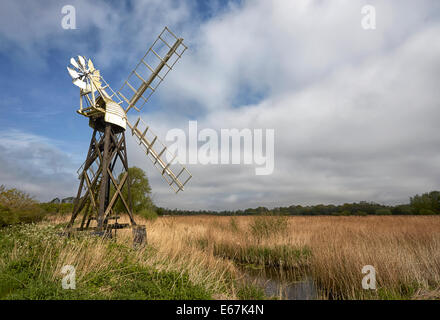 Wie Hügel Boardman Windmühle oder Drainage Pumpe am Fluss Ant Norfolk Broads Stockfoto