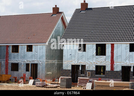 Flaggschiff bezahlbare Wohnungen unter Konstruktion, Sutton, Suffolk, UK. Stockfoto