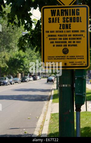 Sichere Schule-Zone-Warnschild, Chicago, Illinois Stockfoto