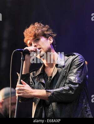 Paolo Nutini spielt V Festival Hylands Park auf 17.08.2014, Chelmsford.  Personen im Bild: Paolo Nutini.  Bild von Julie Edwards Stockfoto