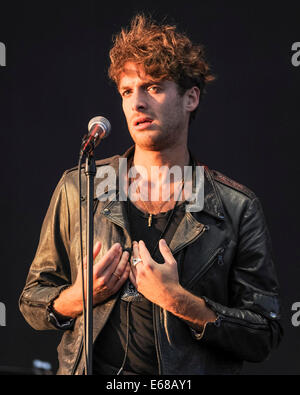 Paolo Nutini spielt V Festival Hylands Park auf 17.08.2014, Chelmsford.  Personen im Bild: Paolo Nutini.  Bild von Julie Edwards Stockfoto