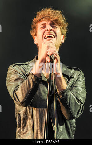 Paolo Nutini spielt V Festival Hylands Park auf 17.08.2014, Chelmsford.  Personen im Bild: Paolo Nutini.  Bild von Julie Edwards Stockfoto