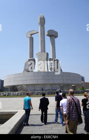 Das Denkmal an Gründung und koreanische Arbeiter Partei Stiftung Denkmal oder Korea Arbeiterpartei in Pyongyang, Nordkorea Stockfoto