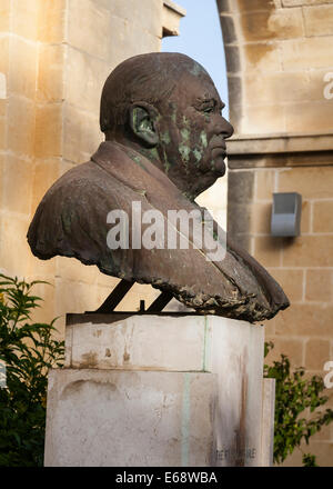 Büste von Sir Winston Spencer Churchill, Upper Barracca Gardens, Valletta, Malta. Stockfoto