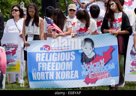 Koreanische Kirche Koalition (KCC) Mitglieder Rallye für Menschenrechte in Nordkorea - 2014, Washington, DC USA Stockfoto