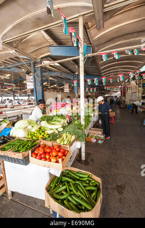 Obst und Gemüse bei der Deira Gemüsemarkt, Dubai, Vereinigte Arabische Emirate VAE. Stockfoto