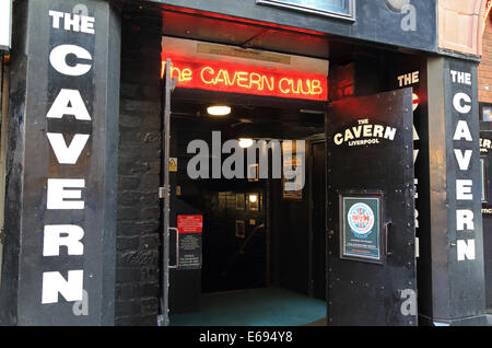 Die berühmten Cavern Club auf Matthew Street in Liverpool, wo die Beatles, in Merseyside, NW England UK uraufgeführt Stockfoto