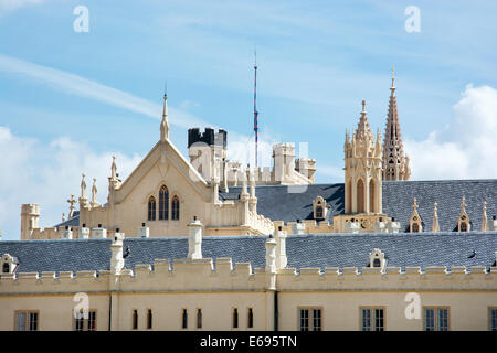 Schloss Lednice, Mähren, Tschechien. Im Jahr 1996 wurde es auf die UNESCO-Welterbeliste eingeschrieben. Stockfoto