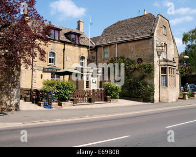 Die neue Old Inn, Bourton-on-the-Water, Gloucestershire, Großbritannien Stockfoto