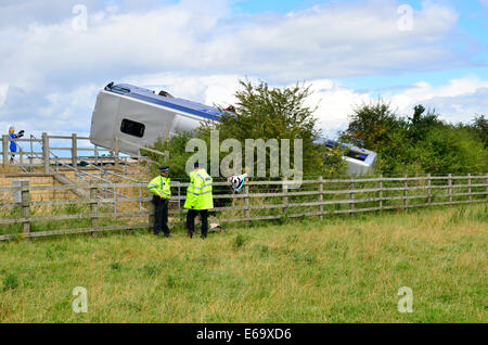 Crash-M5 Trainer Süden gebunden in der Nähe von Gloucestershire.19th August 2014 Stockfoto