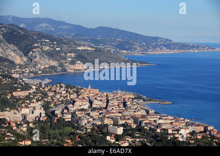 Ansicht von oben über die Stadt Menton, Côte d ' Azur. Frankreich. Stockfoto