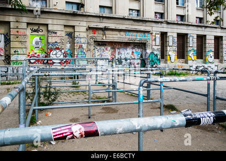 Eingang zum berühmt-berüchtigten Berghain Nachtclub in Berlin Deutschland Stockfoto