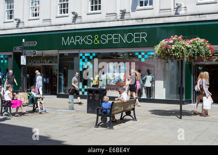 Marks & Spencer Shop in Cheltenham High Street Stockfoto