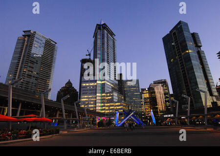 Vancouver. 19. August 2014. Foto aufgenommen am 19. August 2014 zeigt Jack Poole Plaza in Vancouver, Kanada. Einflussreichen britischen Zeitschrift The Economist namens Vancouver als eine der lebenswertesten Städte der Welt. Bildnachweis: Sergei Bachlakov/Xinhua/Alamy Live-Nachrichten Stockfoto