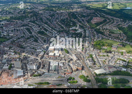 Eine Luftaufnahme der Stadtzentrum von Newport in South Wales zeigt das Gebiet rund um den Bahnhof Stockfoto