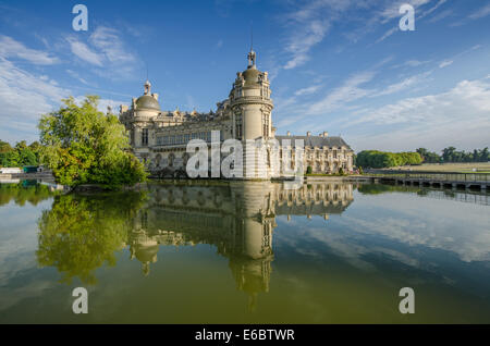 Frankreich-CHANTILLY 23 AUG: Blick auf Schloss Chantilly in Frankreich Stockfoto