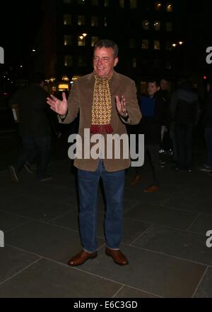 Baileys Stardust - Ausstellung von Bildern von David Bailey, unterstützt von Hugo Boss in der National Portrait Galerie - draußen Ankünfte: Suggs wo: London, Vereinigtes Königreich bei: 3. Februar 2014 Stockfoto