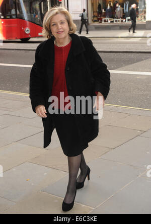 Die Oldie of the Year Awards - Ankünfte mit: Anne Reid wo: London, Vereinigtes Königreich bei: 4. Februar 2014 Stockfoto