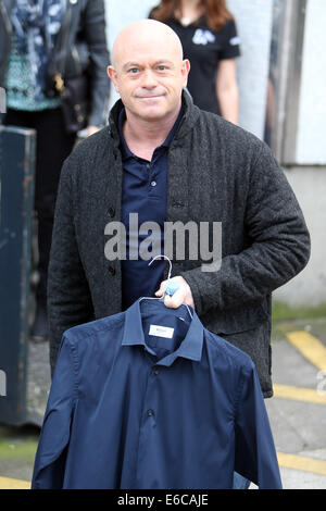 Ross Kemp außerhalb der ITV Studios mit: Ross Kemp Where: London, Vereinigtes Königreich bei: 4. Februar 2014 Stockfoto