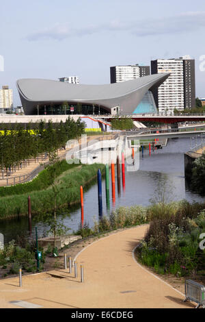 Fluß Lea Queen Elizabeth Olympic Park Stratford London Stockfoto