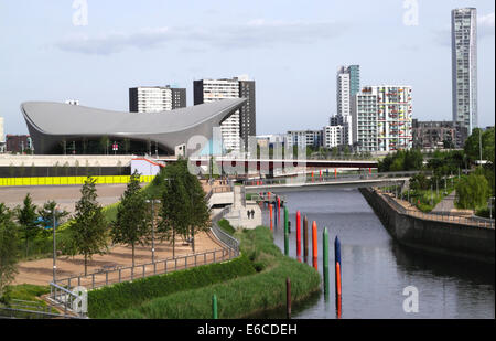Fluß Lea Queen Elizabeth Olympic Park Stratford London Stockfoto