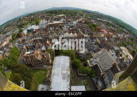 Vogelperspektive auf Ludlow und die Shropshire Hügel von der Spitze der Pfarrei Kirche der St. Laurence, Ludlow Stockfoto