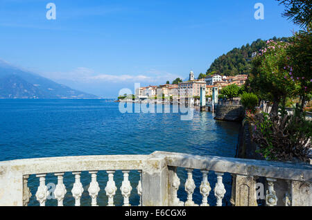 Comer See. Das Seeufer in Bellagio, Lombardei, Italien Stockfoto