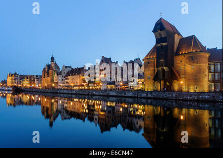 City gate Brama Zuraw nad Mottlau am Fluss Mottlau, Gdansk, Polen, Europa Stockfoto