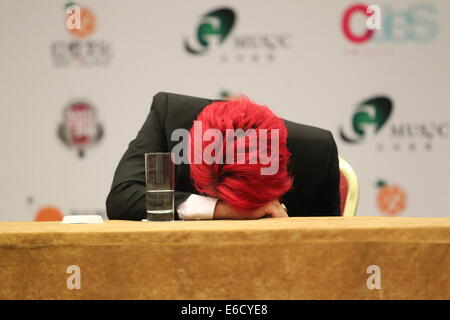 Hong Kong, China. 15. August 2014. Jun-Su Kim, Kim Jae-Joong und Park Yoo-Chun südkoreanische Boyband JYJ teilnehmen eine Pressekonferenz vor Konzert im AsiaWorld-Expo in Hongkong, China am Freitag, 15. August 2014. © TopPhoto/Alamy Live-Nachrichten Stockfoto