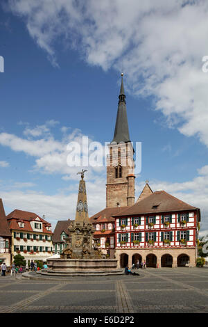 Königsplatz-Platz, Rathaus, evangelische Stadtkirche St. Johannis und St. Martin errichtet 1469-1495 Stockfoto