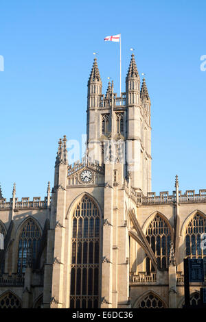 Abteikirche Bath, Somerset, England blauen Himmel im Sommer Stockfoto