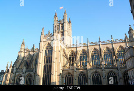 Abteikirche Bath, Somerset, England blauen Himmel im Sommer Stockfoto